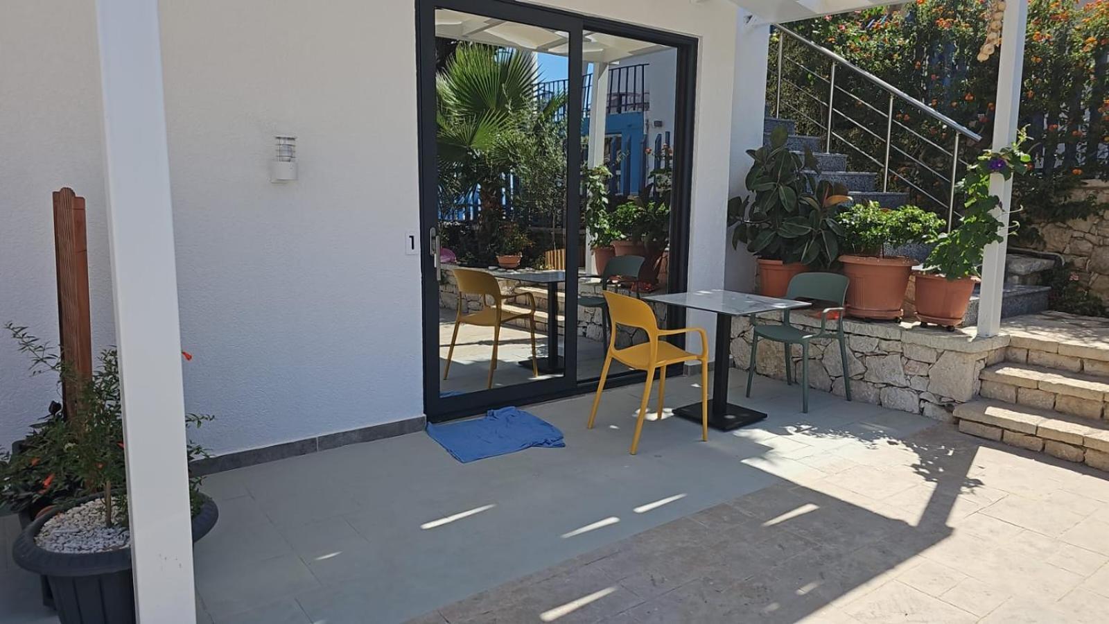 Ardit Seaside Rooms Saranda Extérieur photo