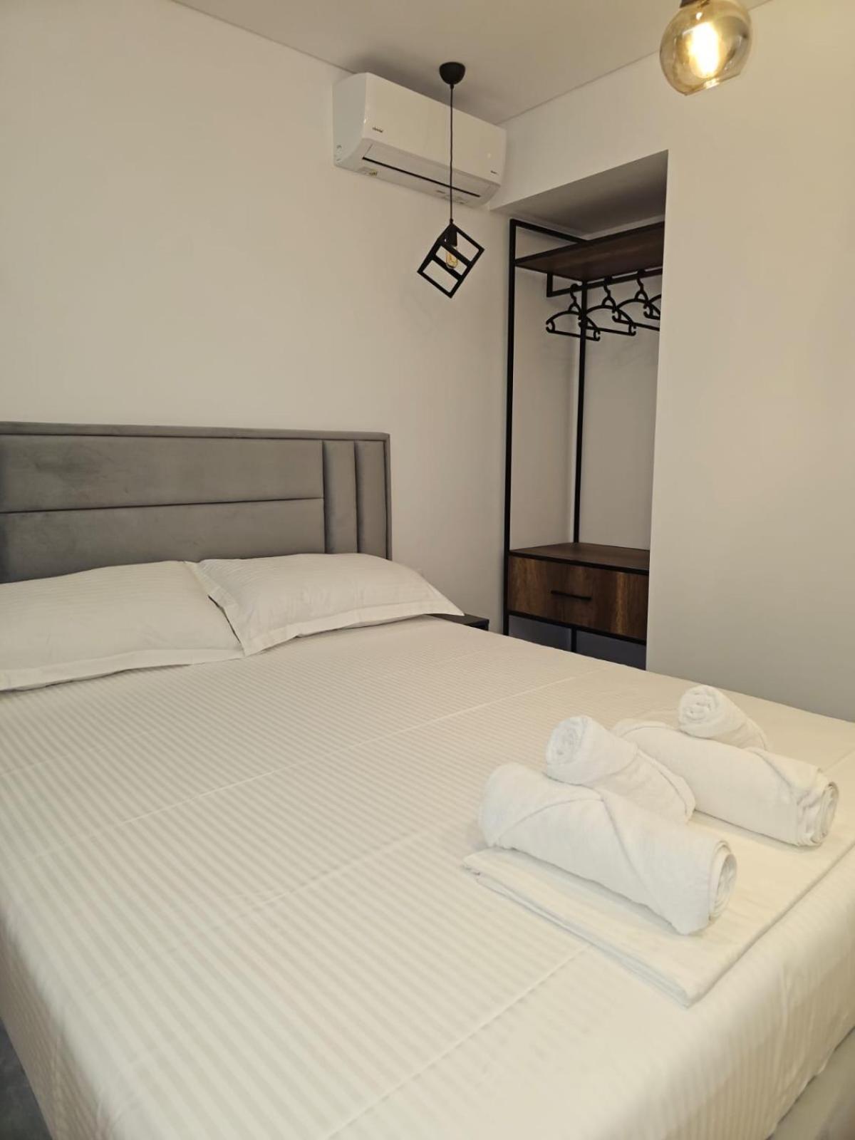Ardit Seaside Rooms Saranda Extérieur photo