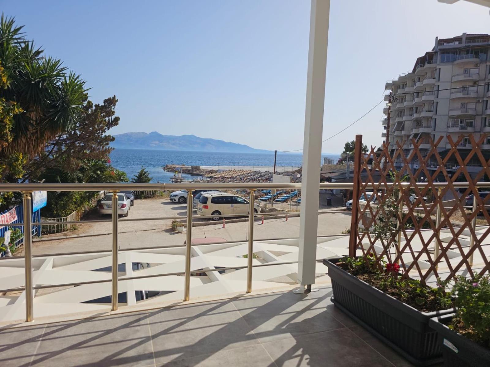 Ardit Seaside Rooms Saranda Extérieur photo