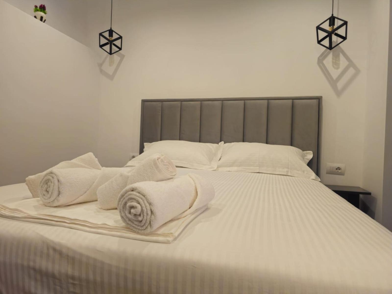 Ardit Seaside Rooms Saranda Extérieur photo