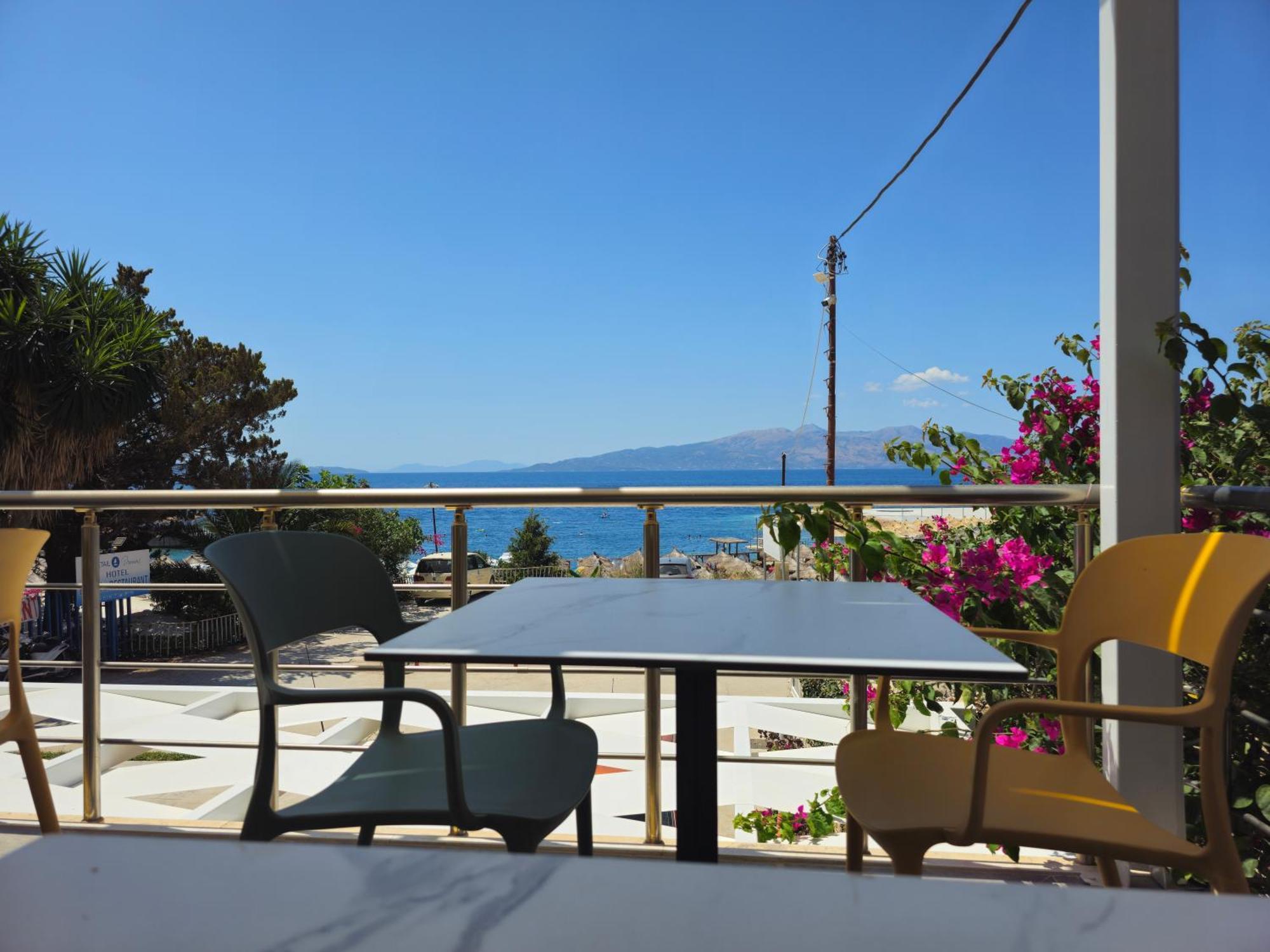 Ardit Seaside Rooms Saranda Extérieur photo